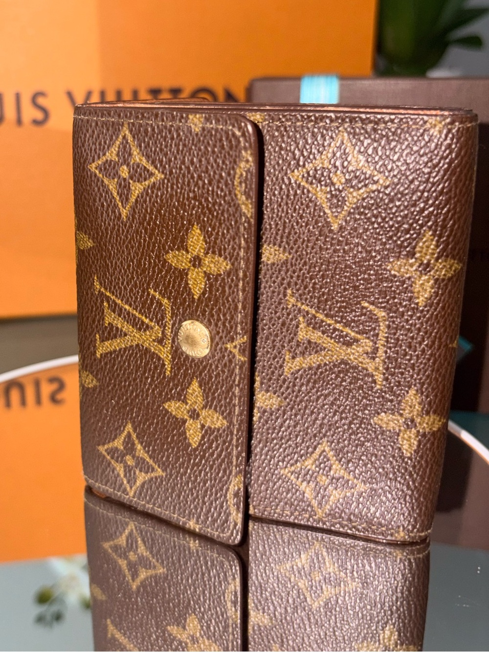 Louis Vuitton Compact Monogram Wallet - Picture 2 of 16